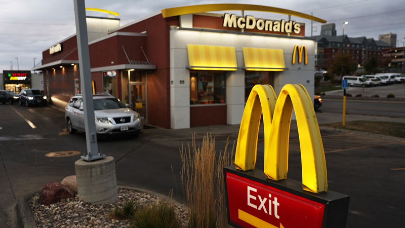 McDonald’s to Evaluate Franchisees on Pricing as Part of 2026 Standards Update